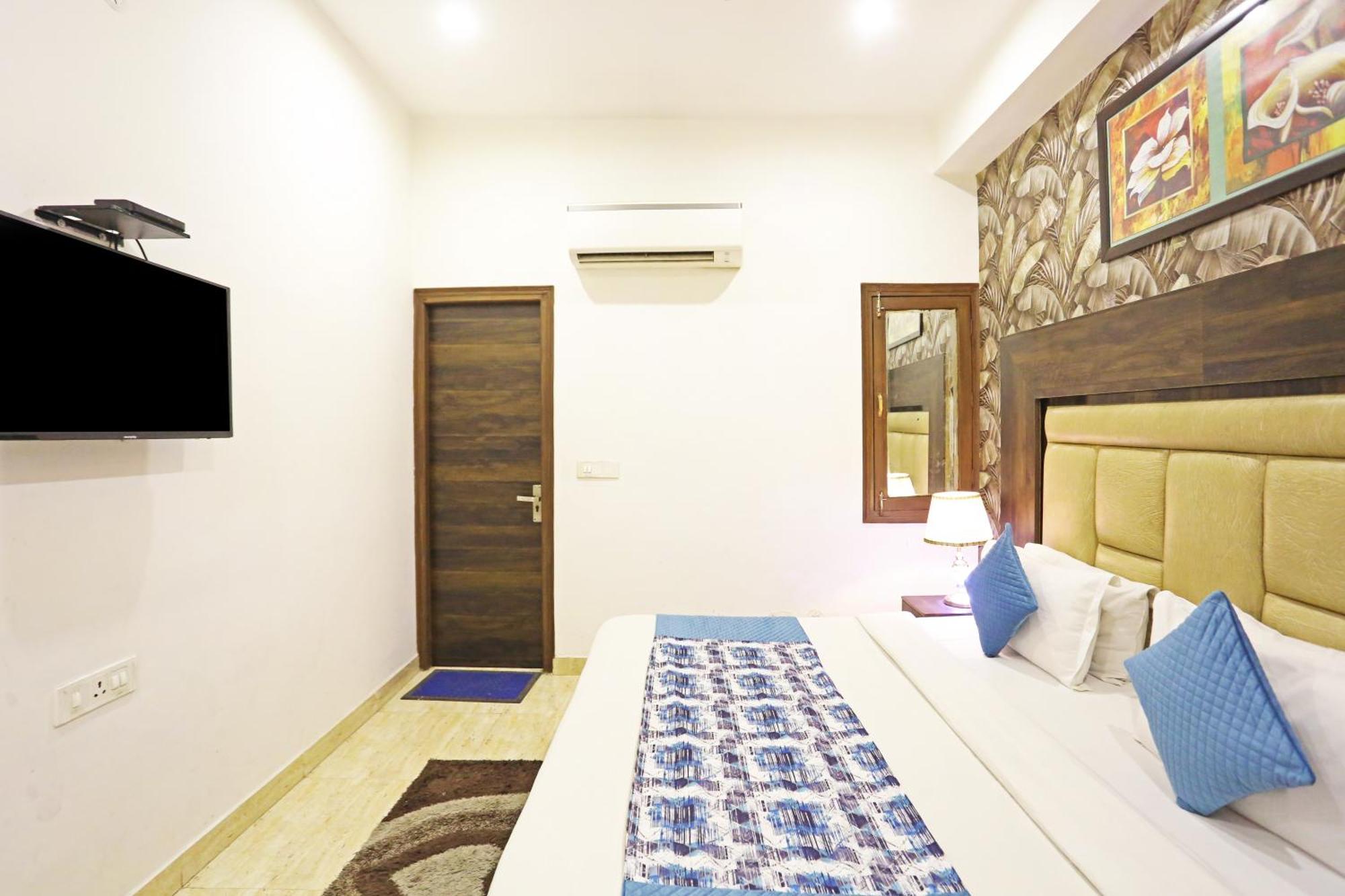Hotel The Kiara Near Delhi Airport New Delhi Exterior photo