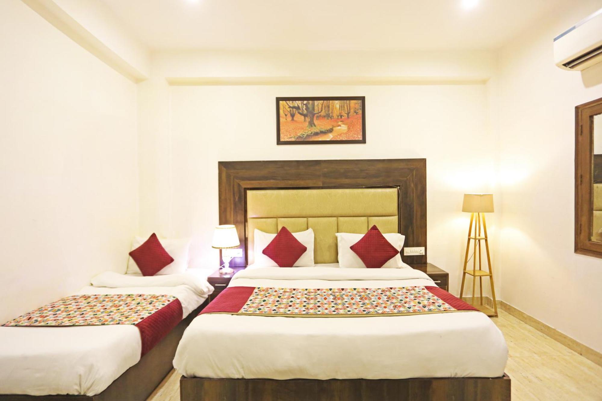 Hotel The Kiara Near Delhi Airport New Delhi Exterior photo